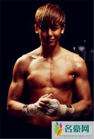 尼坤为什么没颜值了 尼坤现在也不像当年那么帅了