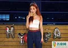 泫雅回应舞台上掀裙子：这是放下心愉快玩耍的派对