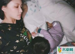 张歆艺吐槽儿子黏人 自侃老母亲又嫌弃又得意的样子