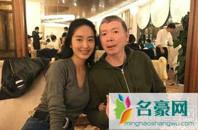 陈金飞舔刘亦菲什么梗 有干爹真好,步步高升