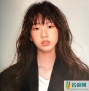小S大女儿拍杂志 气质完全遗传到了小S十分高级