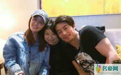 林心如探班霍建华 两人甜蜜同框疯狂撒狗粮