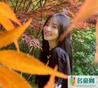 李小璐分享生活美照 露出迷人的酒窝漂亮又清纯