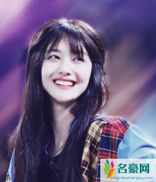 郑爽加盟女儿们的恋爱2