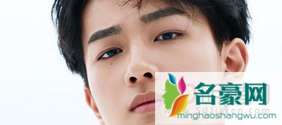 李宏毅为什么参加变形计 李宏毅为什么这么火+女朋友是谁