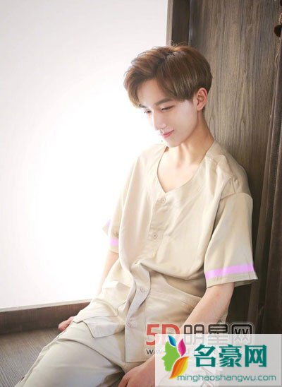 李宏毅为什么参加变形计 李宏毅为什么这么火+女朋友是谁