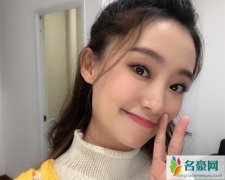 张小斐回应网友都叫她妈妈的感受 称最大的感受是我养不起