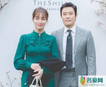 李秉宪老婆李珉廷家世背景揭秘 嫁给李秉宪可惜了