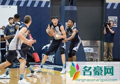 媒体怎么不吹周琦了 nba周琦最新消息