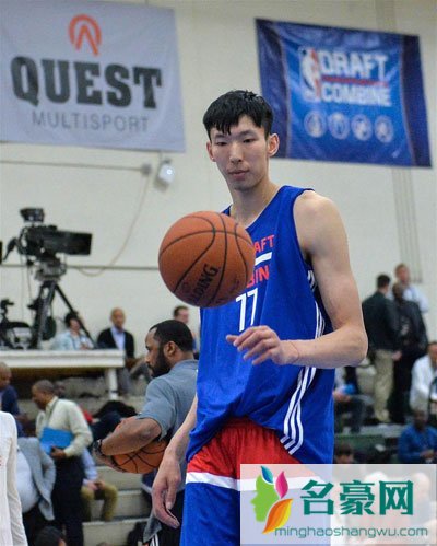 媒体怎么不吹周琦了 nba周琦最新消息