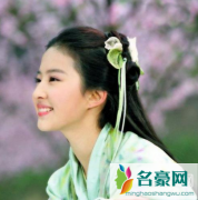 刘亦菲是美国人还是中国人？刘亦菲是一线还是超一线