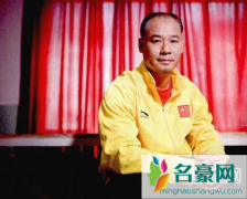 李宁是什么项目运动员？李宁公司是什么时候成立的