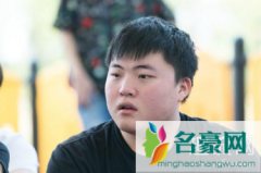 Uzi为什么叫乌兹？Uzi为什么是永远的神