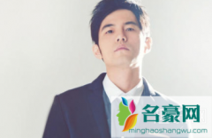 周杰伦的脸为什么那么大？周杰伦发福前后照对比