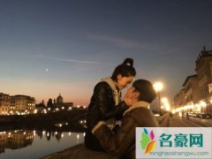 阚清子单方面取关纪凌尘被疑分手 国民情侣也会闹别扭