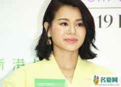 胡杏儿二胎后亮相 笑容明媚看起来状态佳