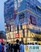 优衣库女主角出道指什么？如何看待优衣库女主角事件