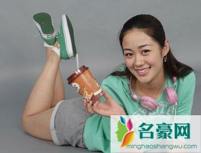 王小蒙是毕福剑女儿吗 毕福剑几个女儿照片