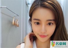 葛小允家境让人羡慕 与王思聪对比也丝毫不落下风