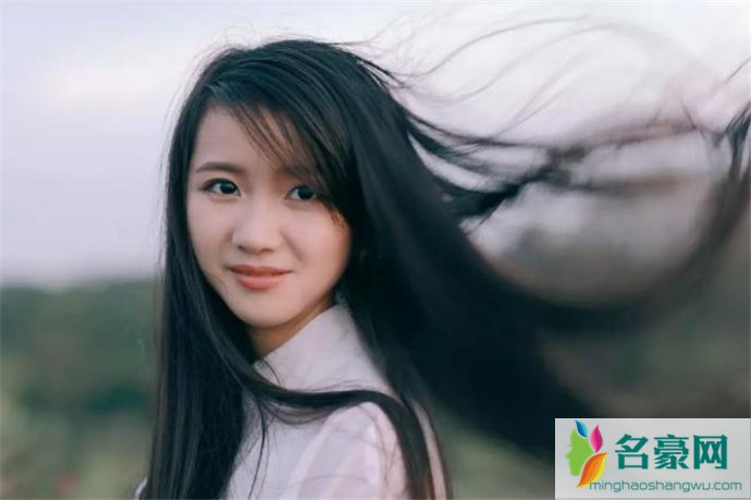 贺兰乔月和邓楚涵什么关系
