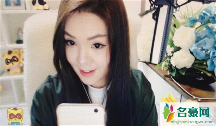 嘿咝小肉肉是什么梗