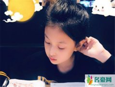 李雨霏为什么这么火 家境怎样现在在哪个学校