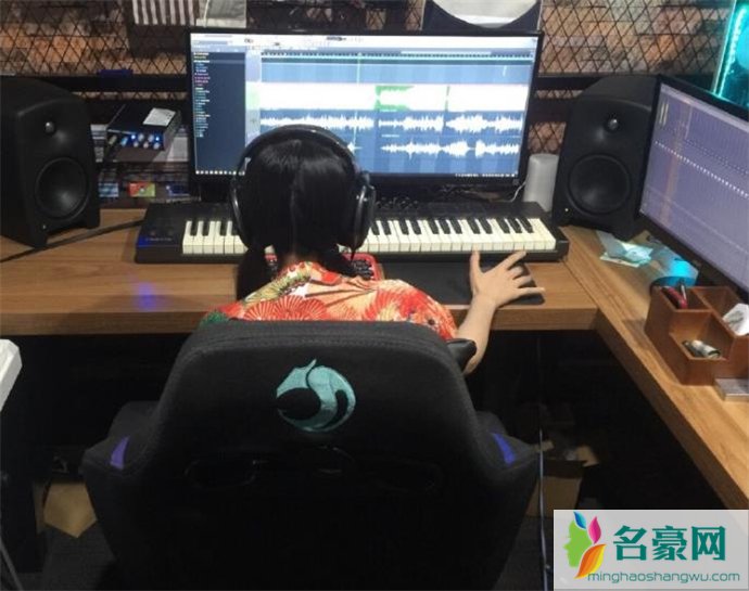 墨韵随步摇真名