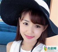 模特安天天个人资料 穿成熟服装经常被问及年龄