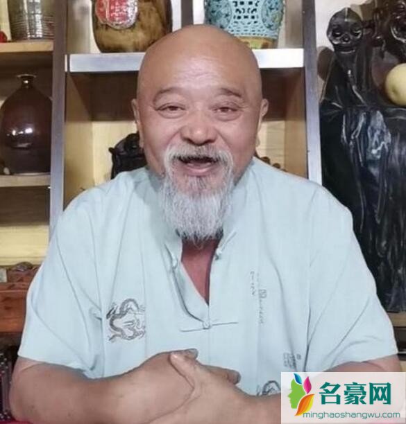 老戏骨李琦自曝患病