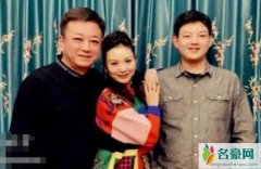 朱军一家三口合照曝光 儿子罕见出镜长相阳光帅气十足