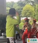 李易峰军训后遗症 谜之操作举动把大家给惊到了