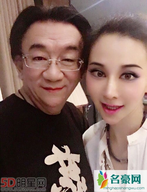 侯耀华收了个混血女徒弟 然后就被吐槽晚节不保