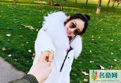 赵丽颖婚后秀恩爱 颖宝被老公滋润得女人味十足满脸幸福