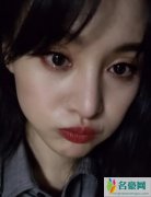 郑爽发哭泣视频 一边拍一边抽鼻子可怜巴巴的样子