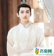 白玉思无瑕江天凌喜欢谁？江天凌黑化了吗结局怎么样