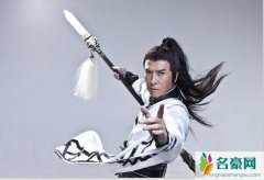 甄子丹换装后撞脸张家辉 网友：“为何以前没发现”