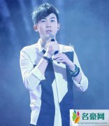 白举纲女朋友是谁 白举纲女朋友图片
