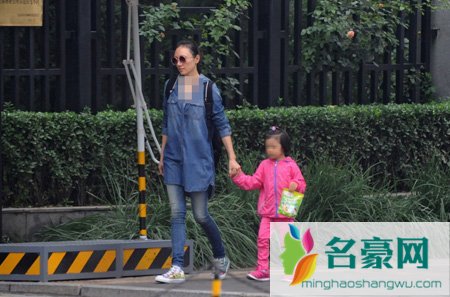 袁泉夏雨女儿多大几岁 袁泉女儿是小夏雨