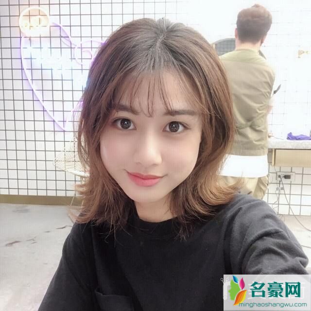 女生什么短发好看又减龄_女生剪什么样的短发好看_最美的减龄短发发型图片1