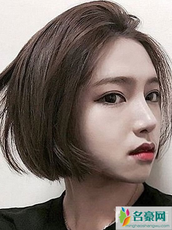 韩式短发发型女图片_最适合夏季的韩国最新女生短发发型图片5