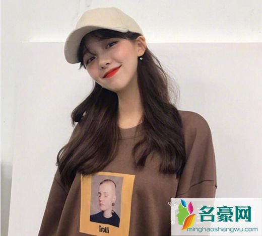 网红发型女中长发_最火网红同款发型图片5