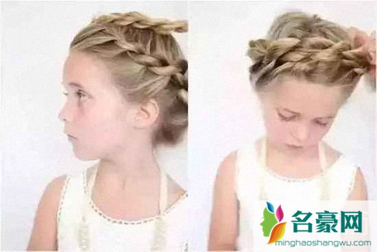 小女孩漂亮发型梳法：披肩公主发发型扎发步骤3