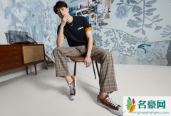 张艺兴超帅气上脚Converse Mix &amp; Match系列？欧阳娜娜也是匡威代言人吗