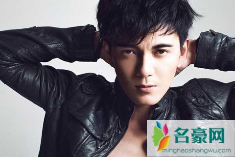 苗韵桐女友是谁 苗韵桐邓琳婚纱照