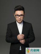屌丝男士大鹏车震女 宫睿大鹏车震
