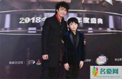 吴镇宇儿子费曼长大了 颜值回来了