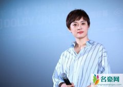 孙俪抓空娃娃机 孙俪返老还童化身孩子王引发热议