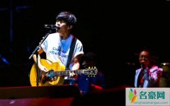 赵雷南方姑娘现场版 赵雷经典歌曲南方姑娘是唱给谁的