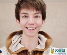 郭敬明回应整容 郭敬明否认整容自曝五官变形原因