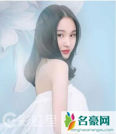 妹妹头梨花烫 今年最流行发型女生梨花烫发型图片